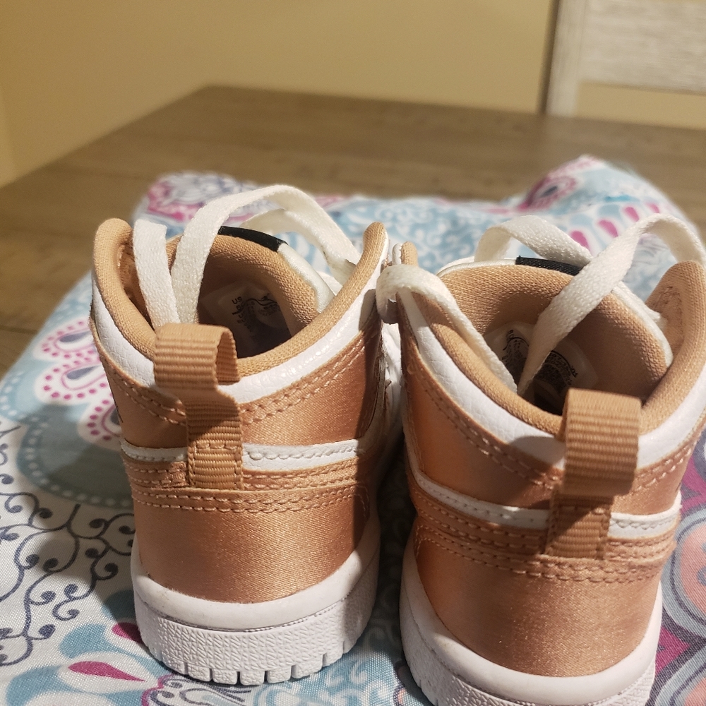 Air Jordan
